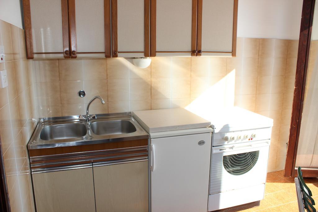Apartments Petrada โอมิช ห้อง รูปภาพ